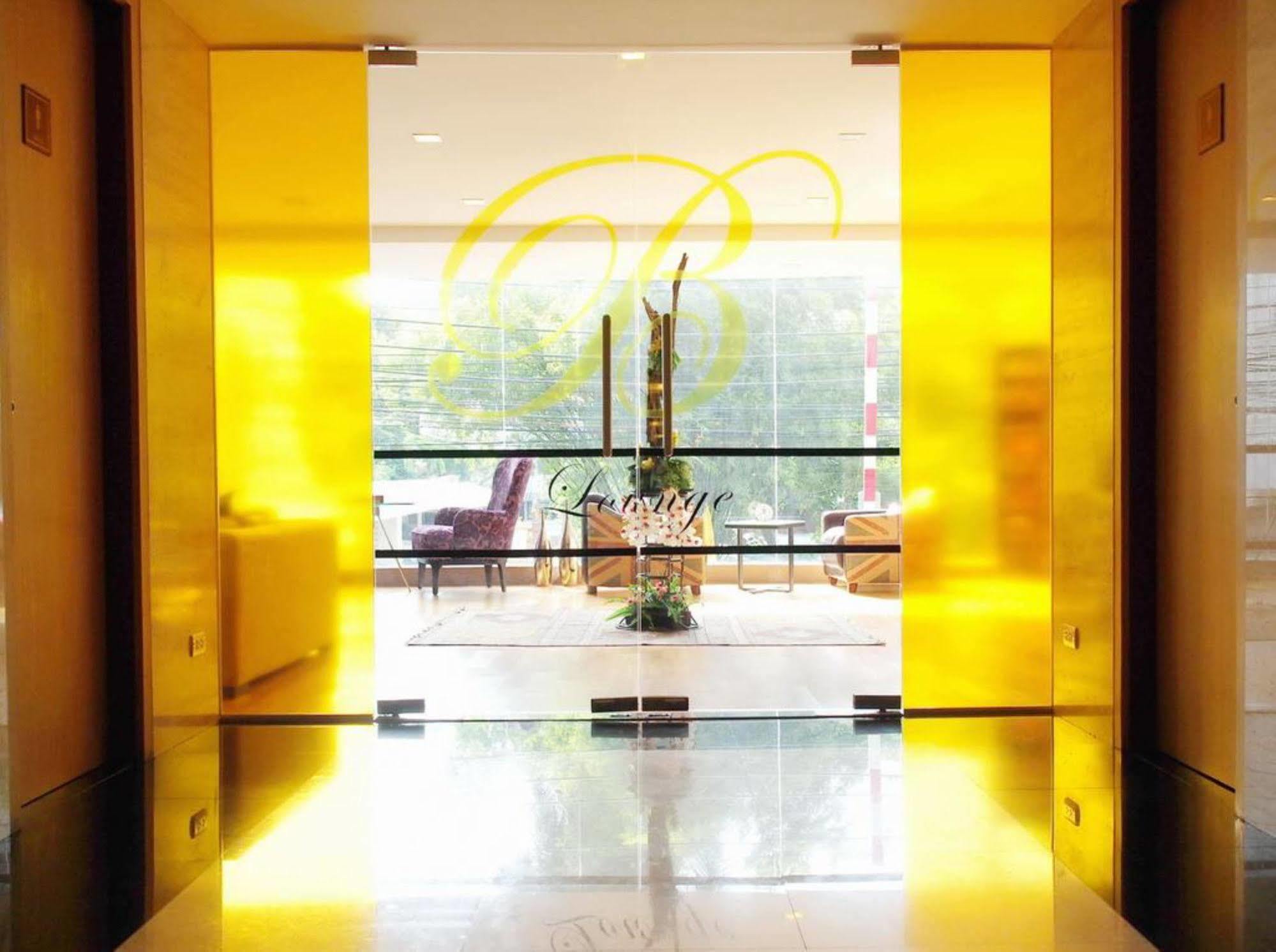 Beverly 33 By Aspira Banguecoque Exterior foto
